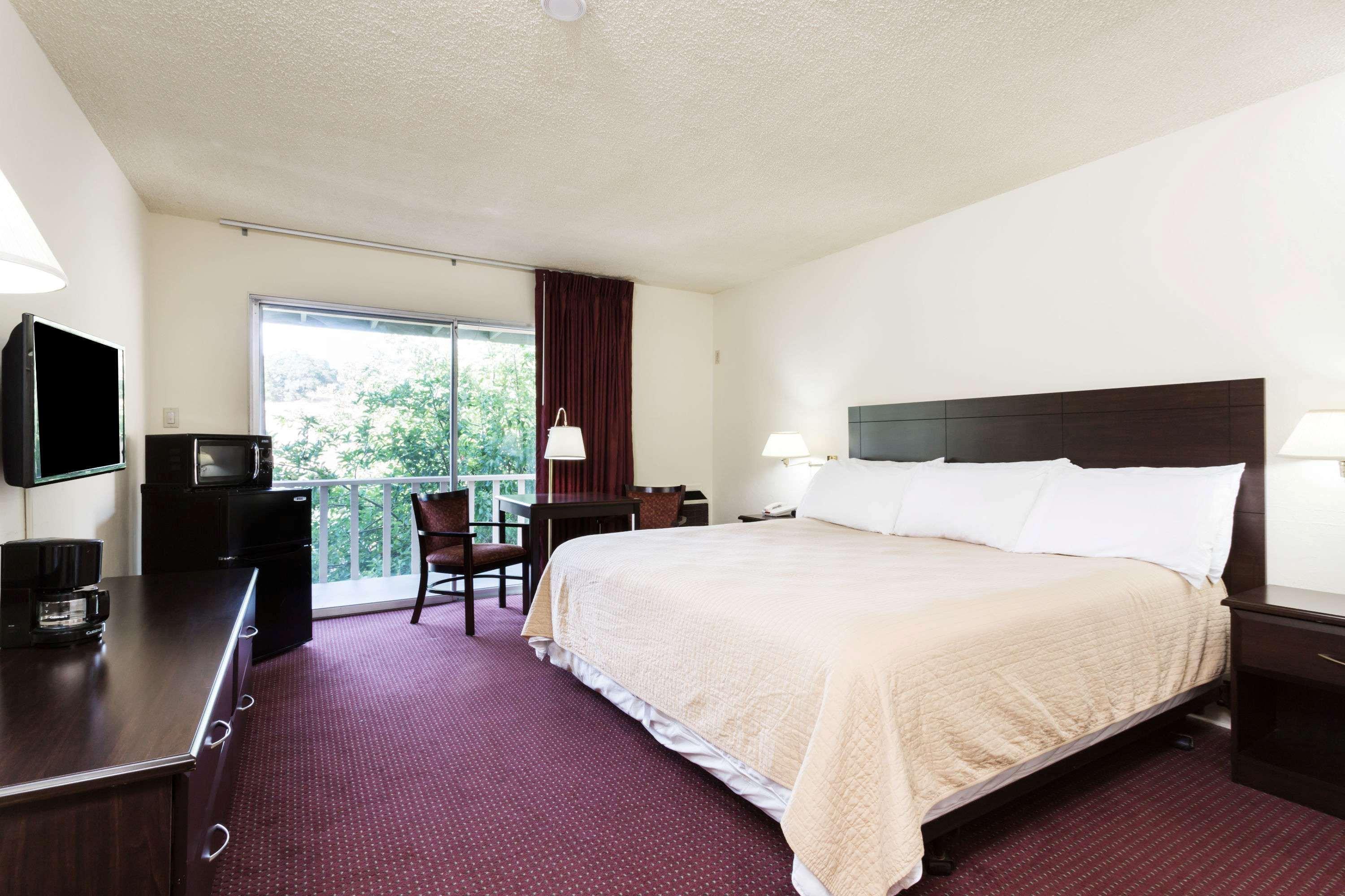 Days Inn By Wyndham Novato/San Francisco Ngoại thất bức ảnh