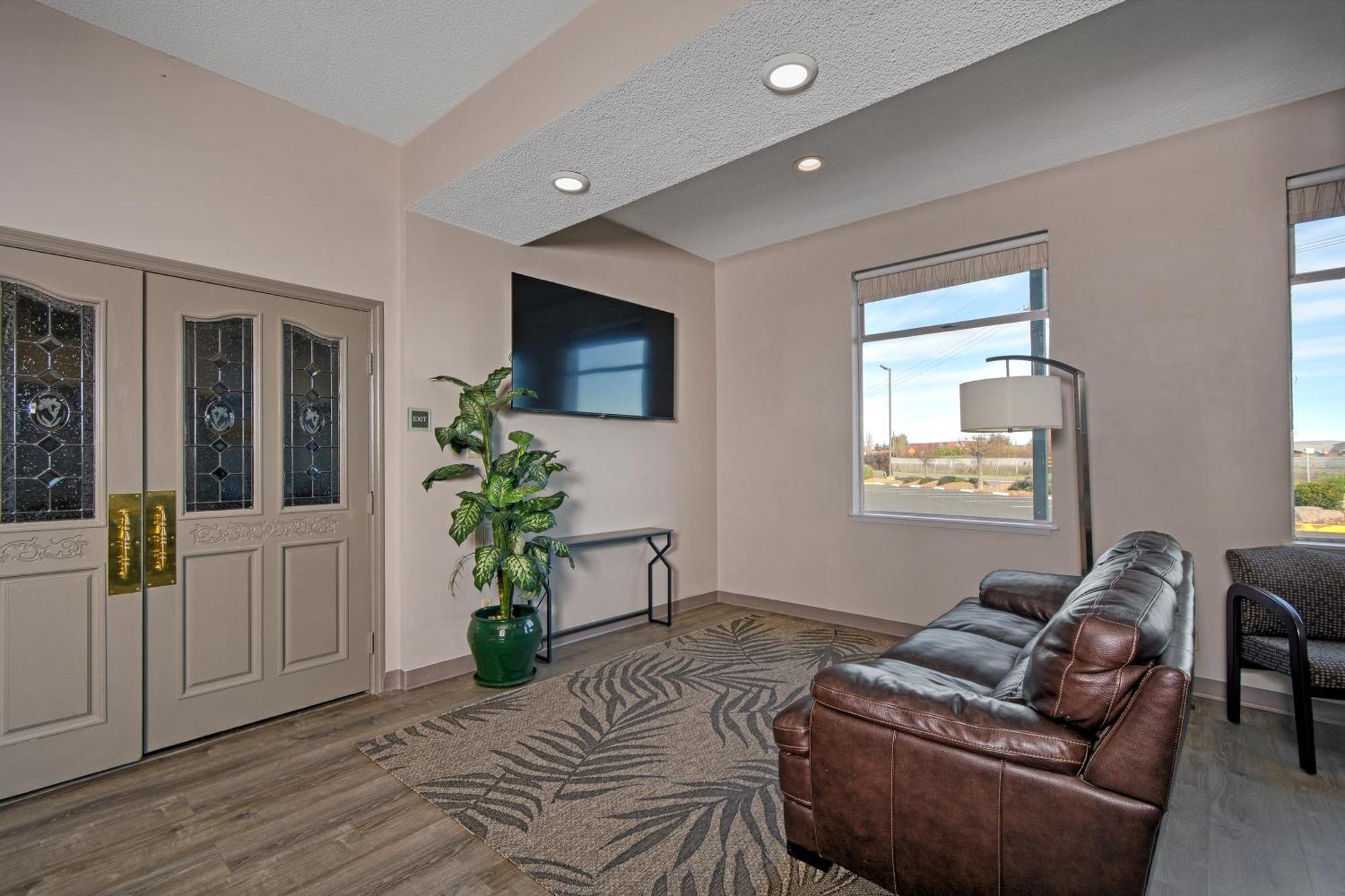 Days Inn By Wyndham Novato/San Francisco Ngoại thất bức ảnh