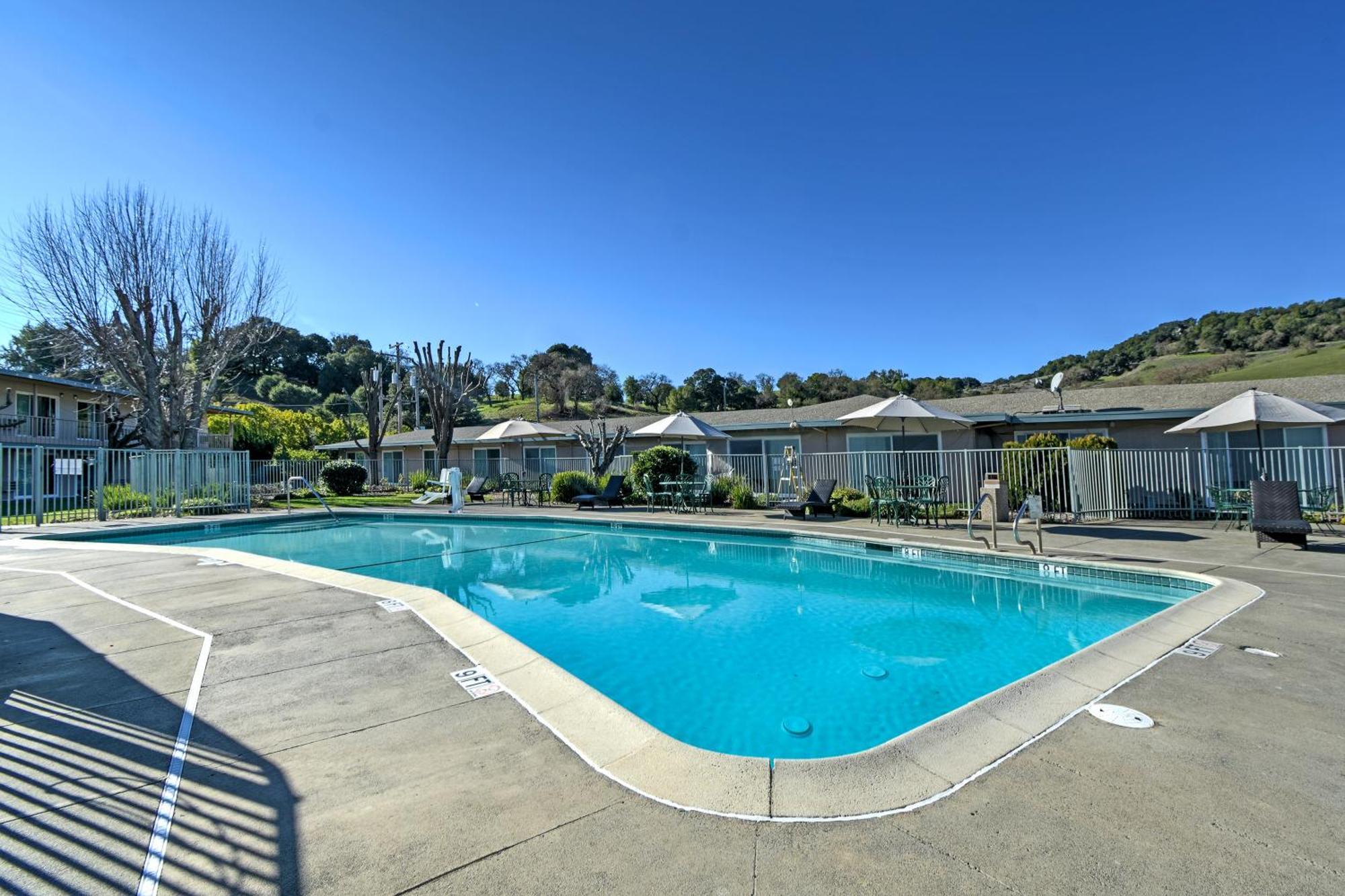 Days Inn By Wyndham Novato/San Francisco Ngoại thất bức ảnh