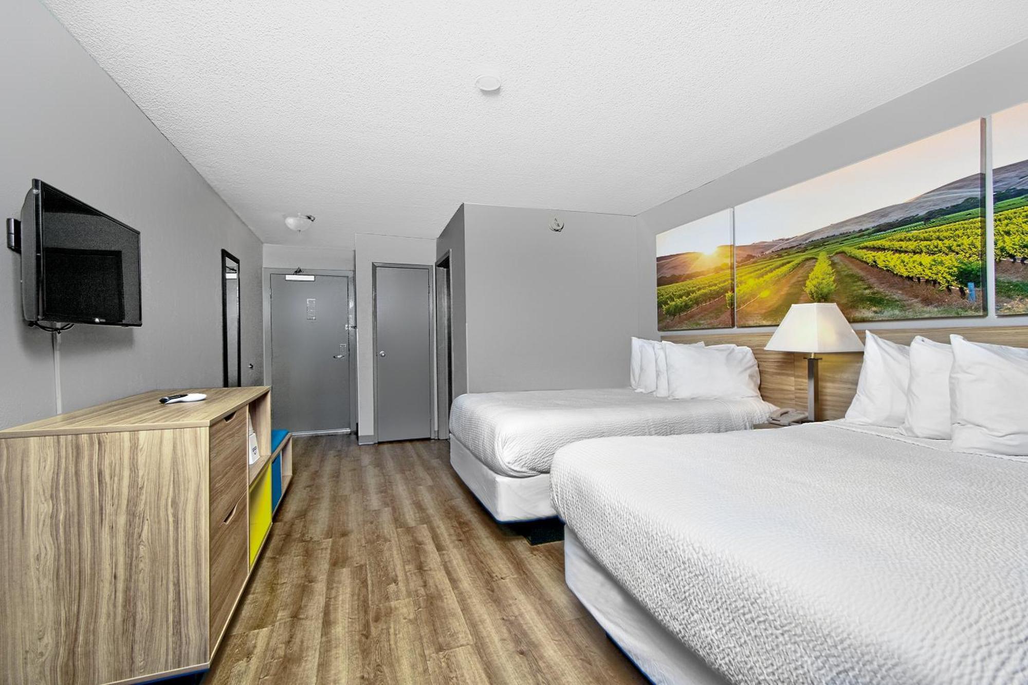 Days Inn By Wyndham Novato/San Francisco Ngoại thất bức ảnh